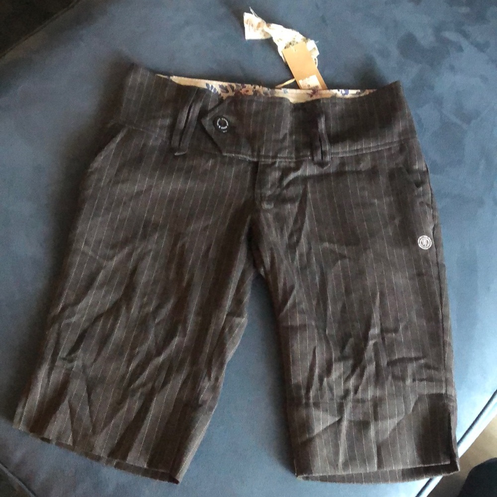 Element NWT Agatha pins tripe skater suit short